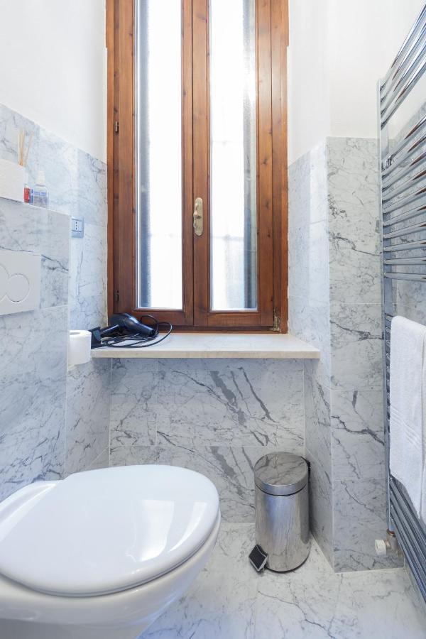 Residenza Principe Amedeo City Center Free Parking Verona Exterior foto